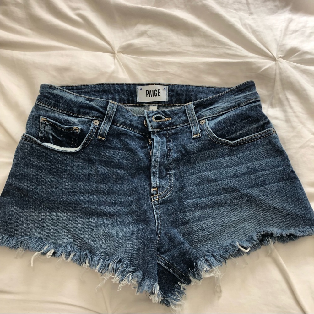 EUC Paige Emmitt Jean shorts size 24